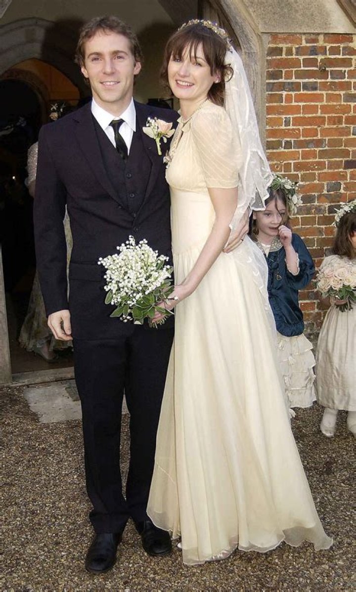 Alessandro Nivola, Emily Mortimer's Husband