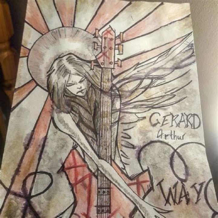 Artist 101: Gerard Way 4