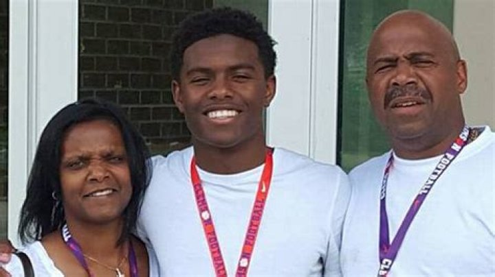 Does Jahan Dotson have a brother?