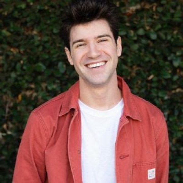 Jonathan Tilkin Age | Wiki, Net worth, Bio, Height, Girlfriend ?
