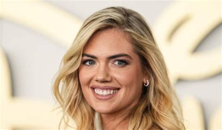 Kate Upton Net Worth, Age, Height, Bio, Birthday, Wiki!