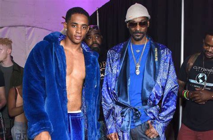 Snoop Dogg’s Sons, Daughter And Wife Snoop Dogg’s Son Cordell Broadus